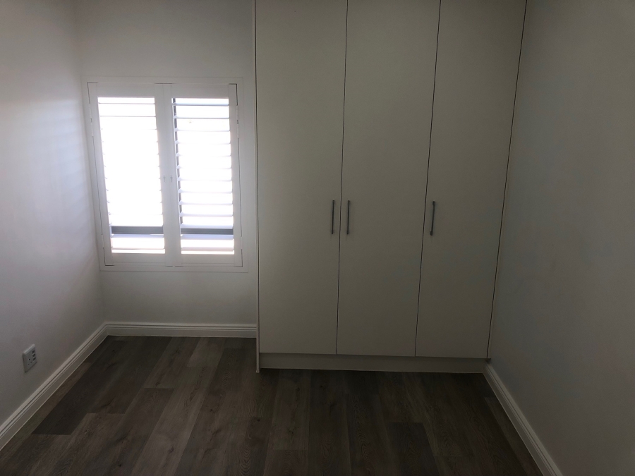 To Let 2 Bedroom Property for Rent in Middedorp Western Cape